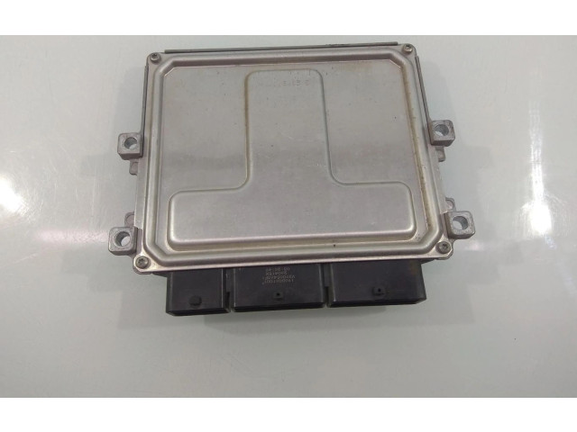 Řídící jednotka 237104736R   Renault Captur 2015