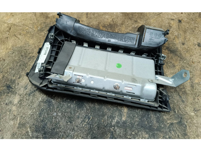 Подушка безопасности для колен 01560950340, 34056656C Alfa Romeo Mito