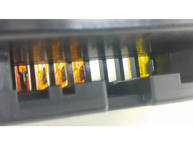 Pojistková skříňka 6957330, 61146957330 BMW 5 E60 E61 2008