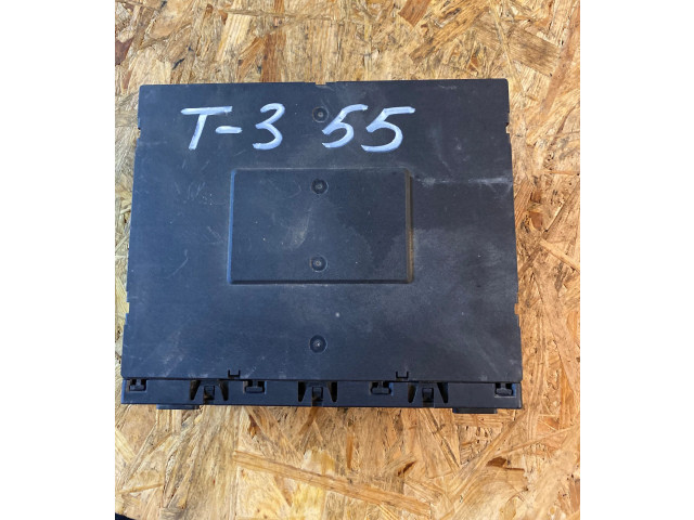 Блок предохранителей  3C0937049E, F005V00526   Volkswagen Touran I    