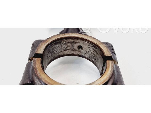 Поршень с шатуном Citroen C3