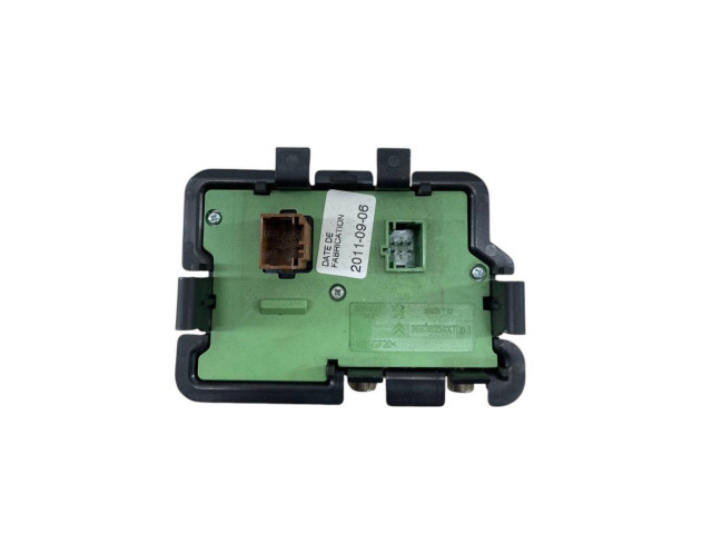 Блок управления 96638354XT   Peugeot 5008