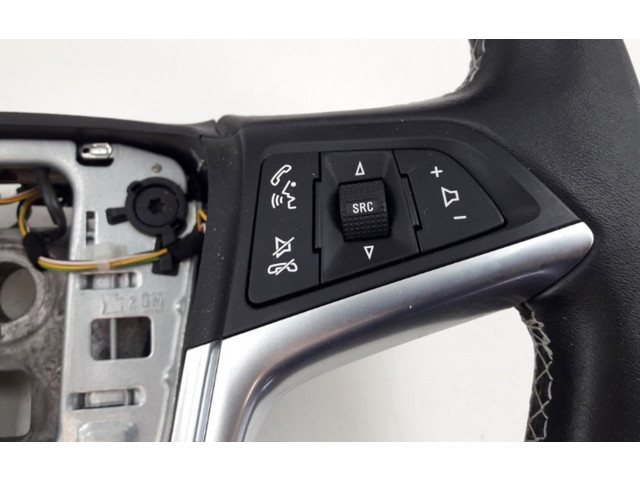 Руль Opel Meriva B  2010 - 2016 года 13412200, 13412200      