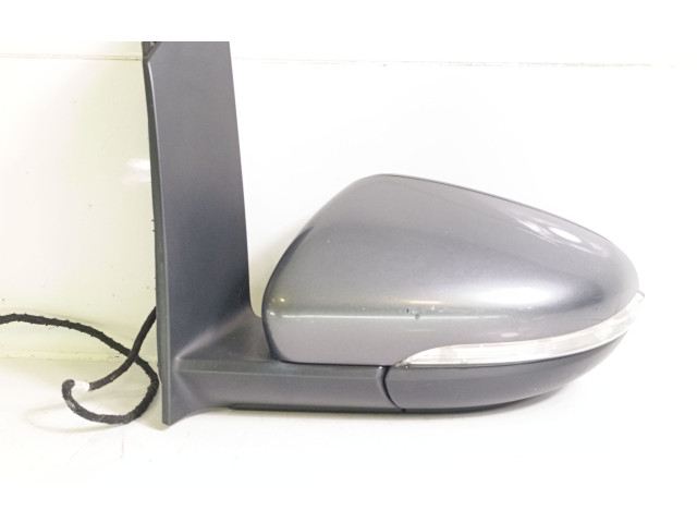 Зеркало электрическое Volkswagen Touran II 2010 - 2016 года