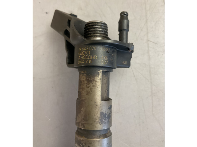 Форсунка A6420700587, 0445115    Mercedes-Benz R W251   