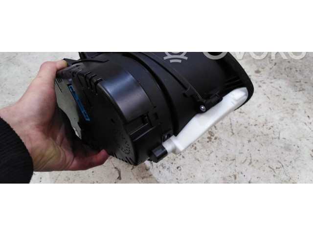 Панель приборов 8U0920940H Audi Q3 8U