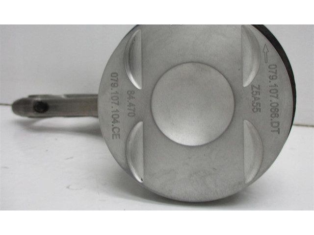 Píst 079107104CE Audi A8 S8 D5