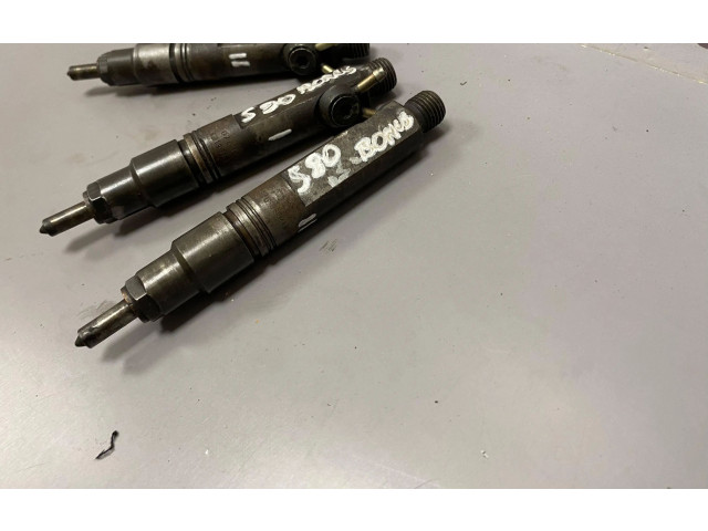 Форсунка 074130201Q    Volvo S80   