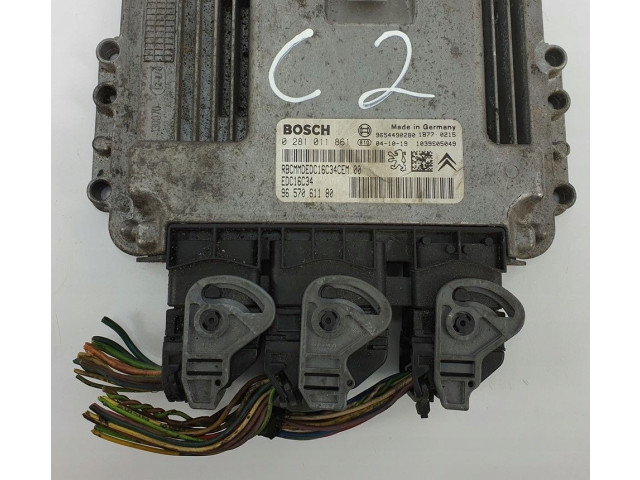 Блок управления двигателя 9657061180   Citroen C2