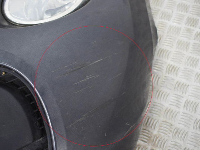 Передний бампер