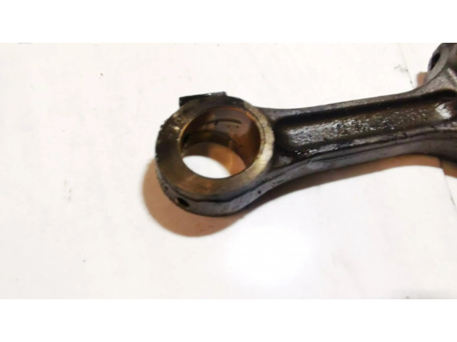 Ojnice      Hyundai Elantra  2.0