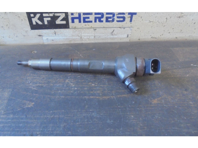 Vstřikovač 04L130277G, 0445110477 Skoda Octavia Mk3 (5E) CLHA