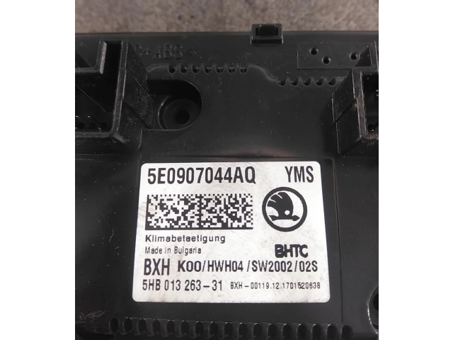 Блок управления климат-контролем 5E0907044AQ, 5E0907044AQ   Skoda Octavia Mk3 (5E)