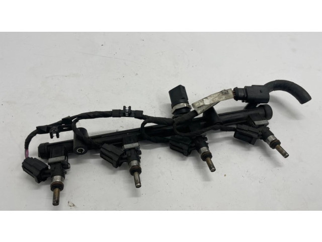 Комплект форсунок 06K133681C    Audi A3 S3 8V для бензинового двигателя CZEA 1.4