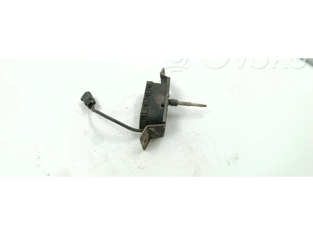 Моторчик стеклоочистителя 0390206218, 8620360 Volvo S60