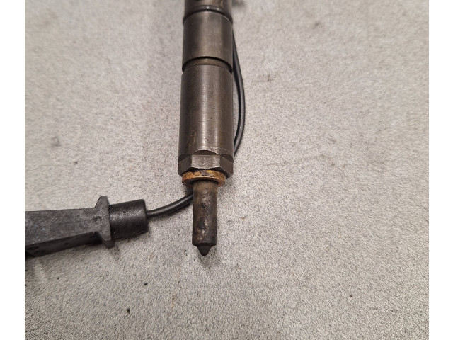 Форсунка 059130202G, 32133784    Audi A6 S6 C5 4B  BFC 