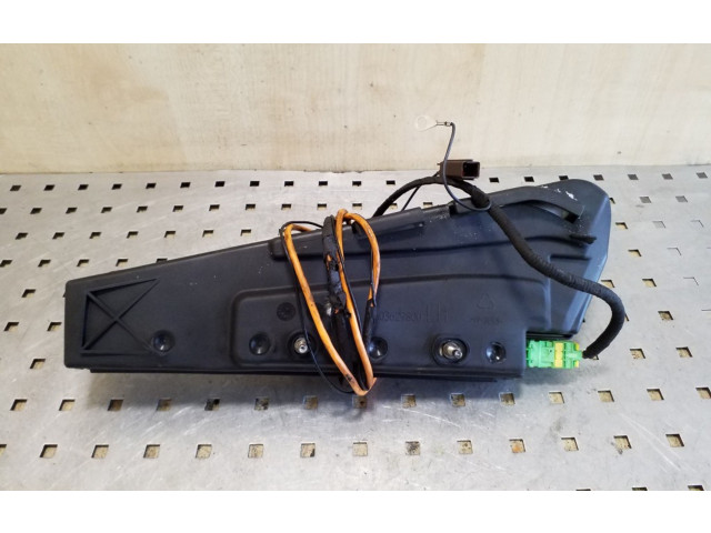 Подушка безопасности в сиденье 30642776   Volvo XC70