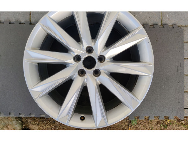 Volant Toyota RAV 4 (XA40) 2011