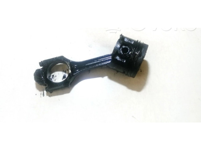  Поршень    Volkswagen Golf III  