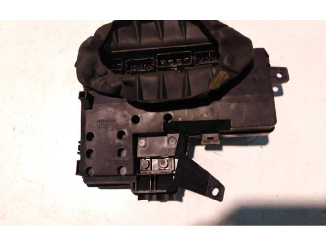 Блок предохранителей    Honda Accord    