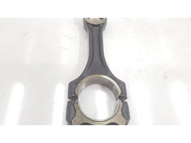 Шатун  A6460300120, 1141CB    Mercedes-Benz C W204 для дизельного двигателя 2.1