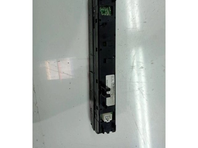 Надувная подушка для руля Mazda 6