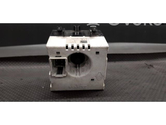 Дисплей    7700421037   Renault Clio II