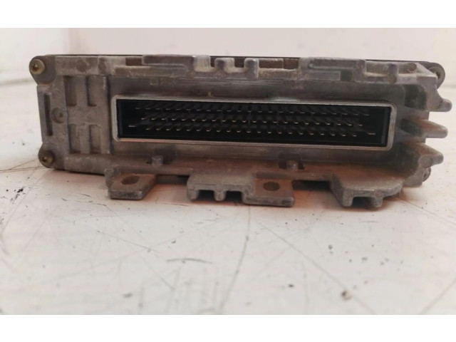 Блок управления двигателя 037906025H Volkswagen Golf III