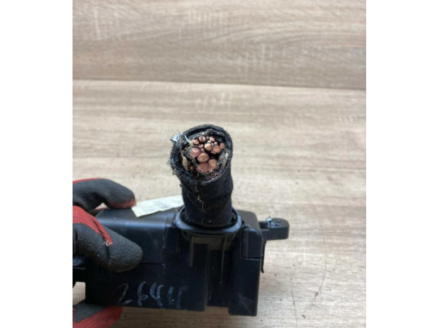 Блок предохранителей VolkswagenJetta Volkswagen Jetta IV