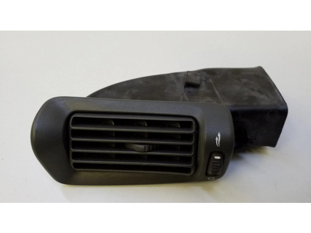 Боковая воздушная решётка