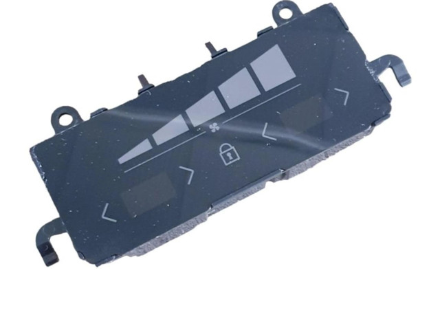 Блок управления климат-контролем P31674024   Volvo XC90