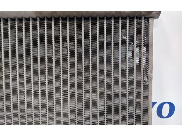 Радиатор охлаждающей жидкости     Smart ForTwo II