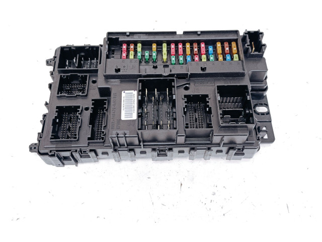 Блок предохранителей DG9T14B476B, GU5T15604 Ford Fusion II