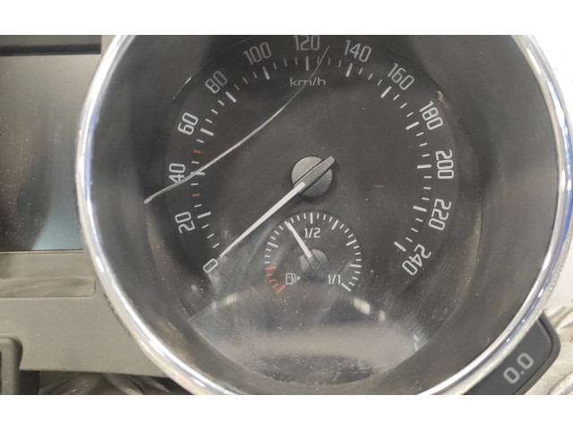 Панель приборов 5L0920840, A2C53390106   Skoda Yeti (5L)       