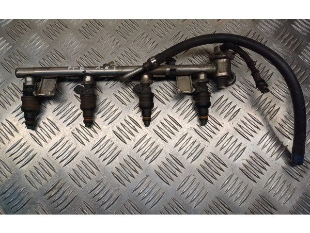 Топливная рампа 058133681, 058133551   Audi A6 S6 C5 4B  