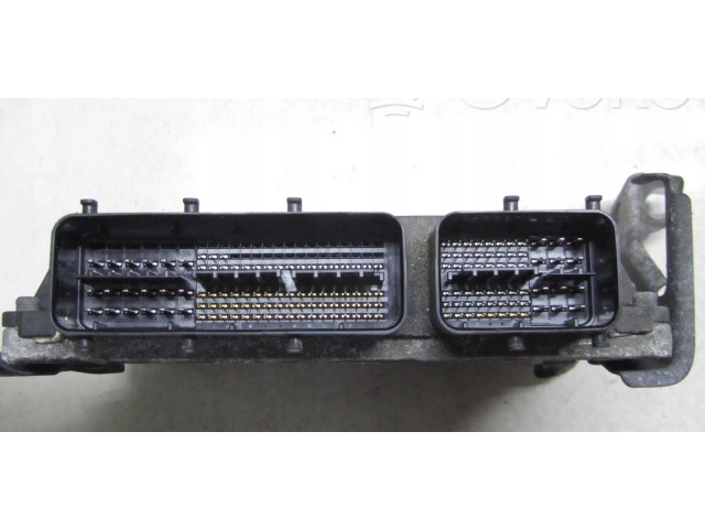 Řídící jednotka 8966105F21 Toyota Avensis T270 2012