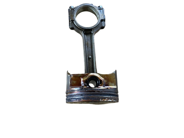  Поршень с шатуном  12656875, 12714549  Chevrolet Camaro  