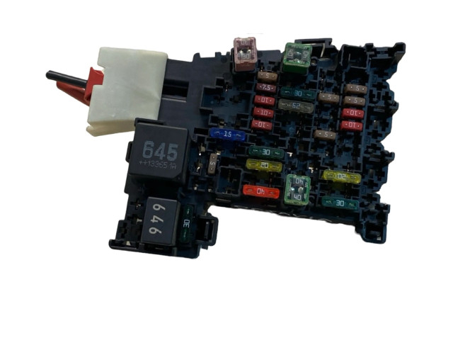 Блок предохранителей 5Q0937615C   Skoda Octavia Mk3 (5E)    