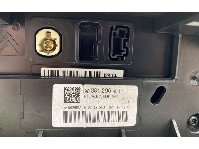 Дисплей 9838129680, 9812006580 Peugeot 2008 II