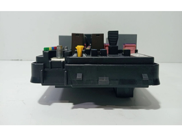 Pojistková skříňka Řídící jednotka BSM 8212008B10 SsangYong Kyron 2007