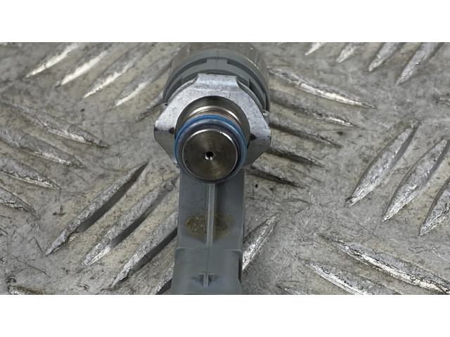 Форсунка 46338077    Jeep Renegade для бензинового двигателя 55282328 1.3