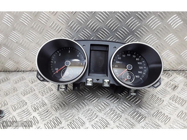 Панель приборов 5k7920971g Volkswagen Golf VI