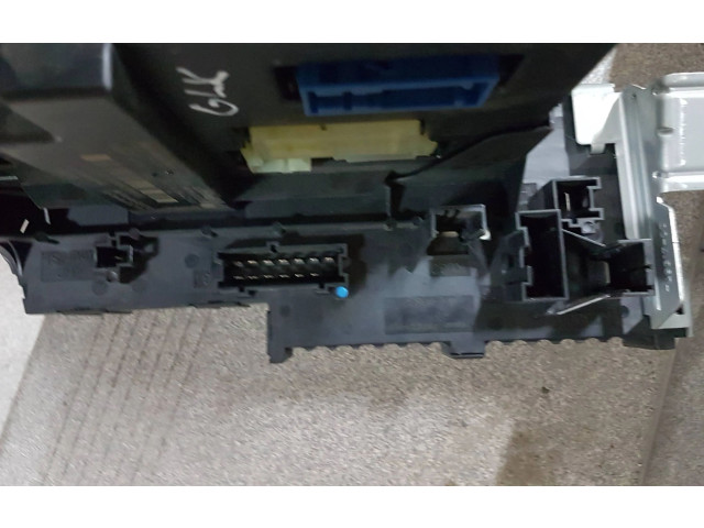 Pojistková skříňka 2044423600, 2045456832 Mercedes-Benz GLK (X204) 2009