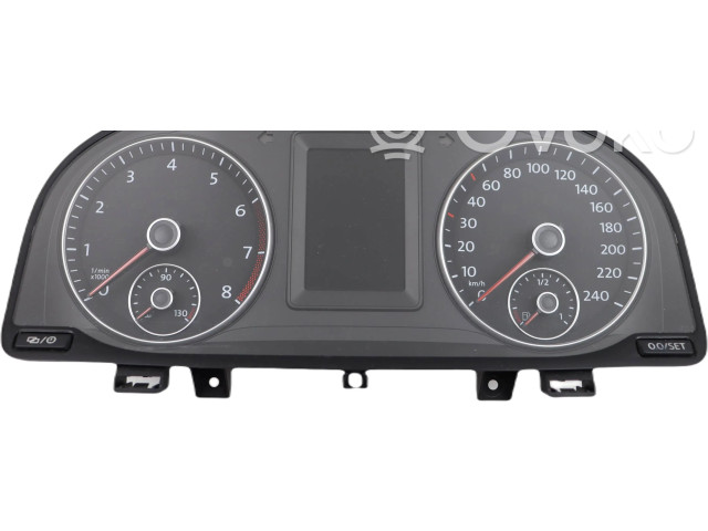 Панель приборов 1T0920875D   Volkswagen Touran II       