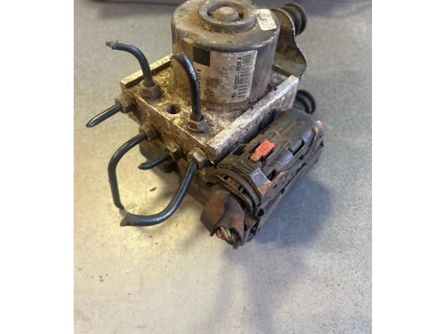 Jednotka ABS 2K0907379B, 00009496D1   Volkswagen Caddy 2006