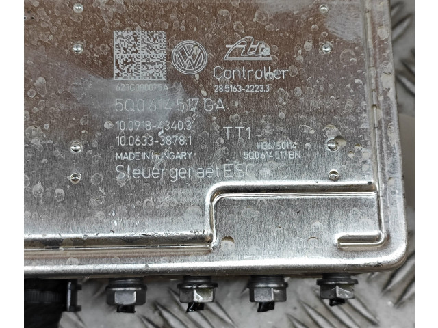 Блок АБС 5Q0614517GA   Skoda  Karoq  2017 -  года