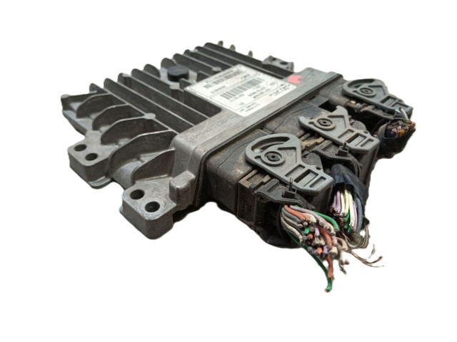 Блок управления двигателя 237101862R, 237100703R Dacia Logan II