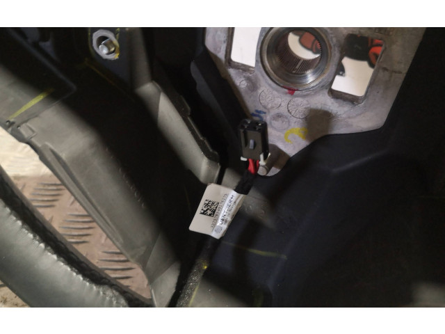 Руль Tesla Model S 2012 - года 103677400D, 2498702AG