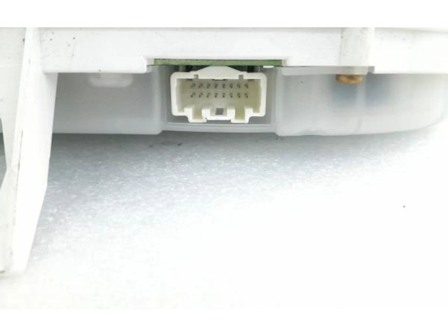 Přístrojová deska Mazda 3 I 2004 4SBN9KA