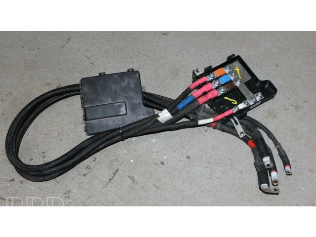 Узел подключения плюсовых проводов